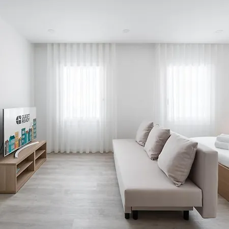 Apartment Guestready - The Grey Light Across Forum